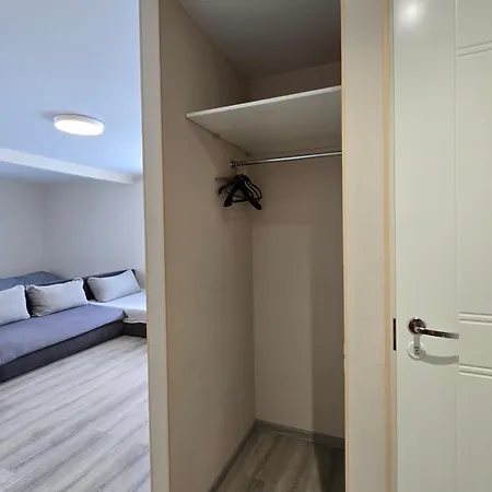 Madise Avenue Appartamento Narva